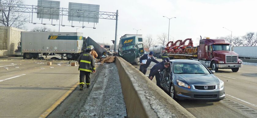 crash_CST_011815_04_600x275.jpg