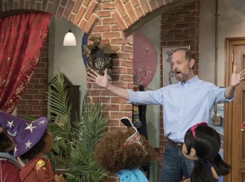 David Hyde Pierce leads the final dress rehearsal of the puppets’ original production. (Photo: Ali Goldstein/Netflix)