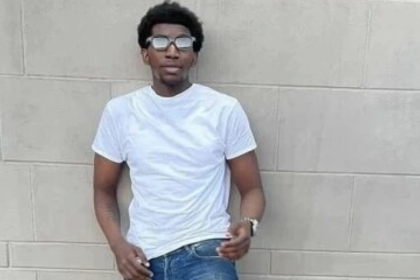 Dexter Reed Tweets Fatal police shooting of Dexter Reed leads to $1.25M settlement that ...
