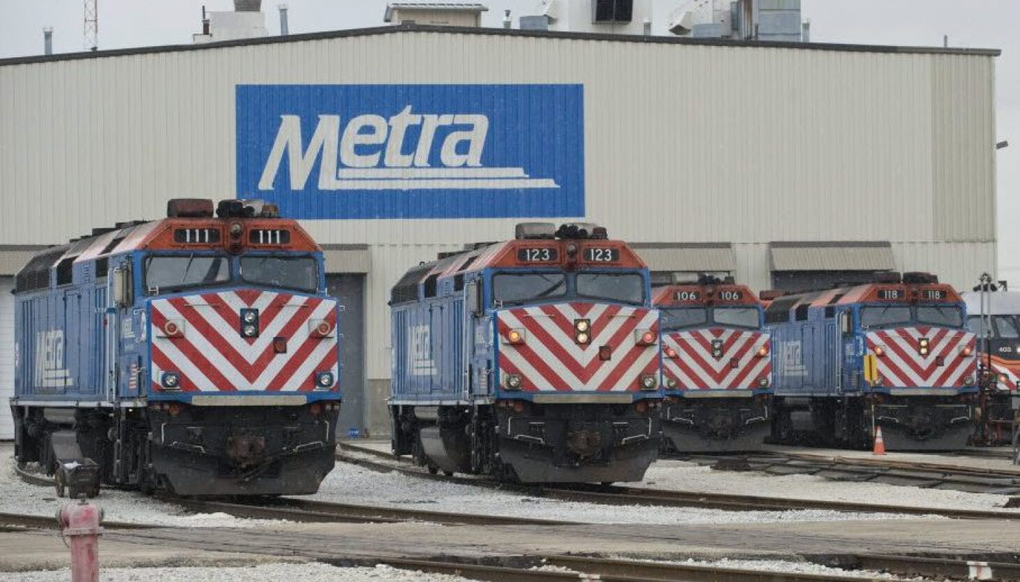 Metra adding trains to Rock Island, Electric lines as part of NITA law requirement