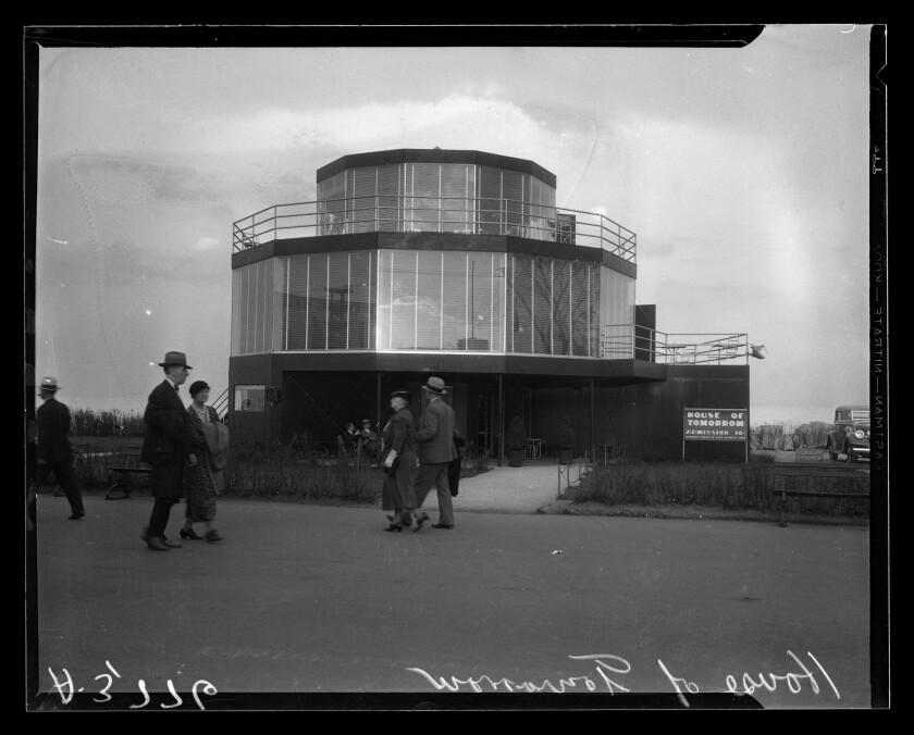 Black-and-white photo of the House of Tomorrow at the 1933 World’s Fair