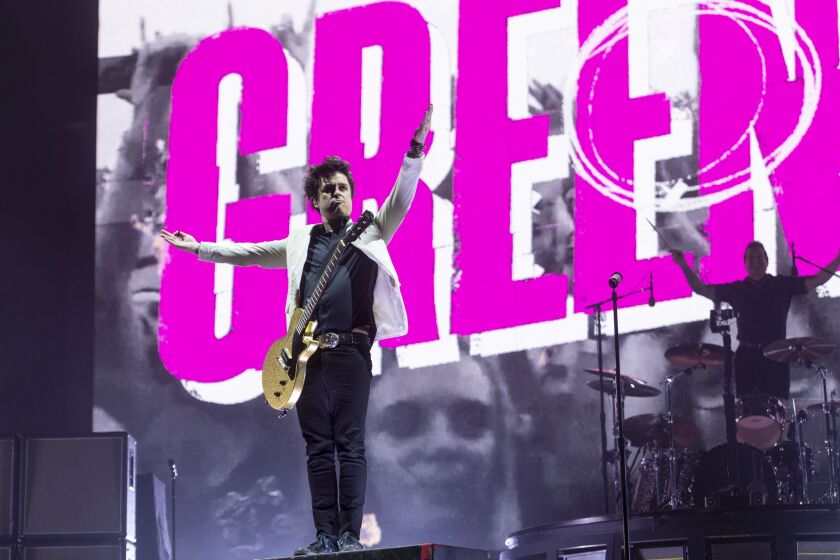 Fall Out Boy, Green Day, Weezer review: At Wrigley Field, Chicago pop punk  fans score a triple - Chicago Sun-Times