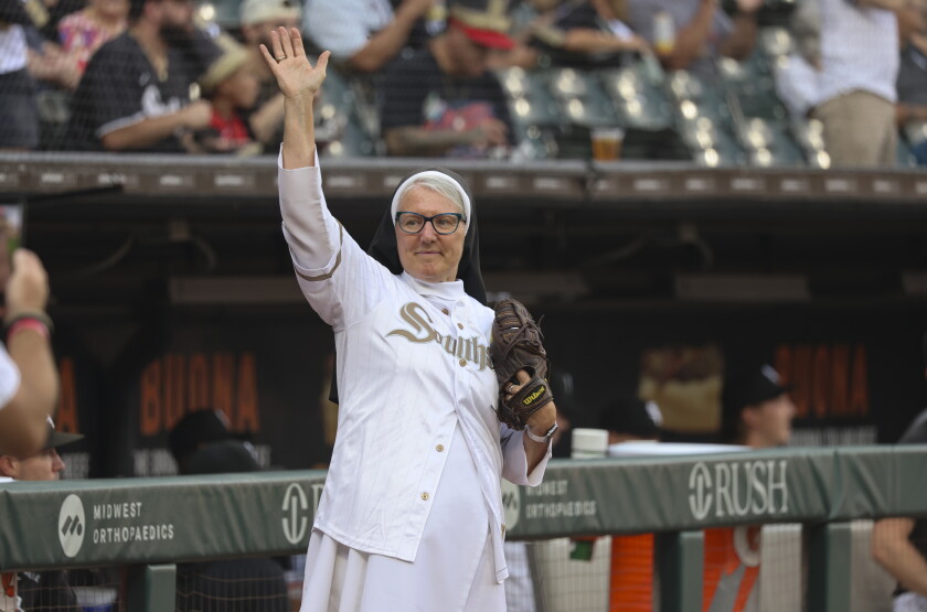 SOXPOPEHAT_260812-02.jpg