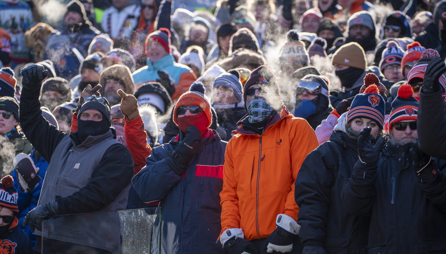 Bears Rams Weather How to stay warm during Bears vs. Rams Sunday night: Sun-Times and WBEZ ...