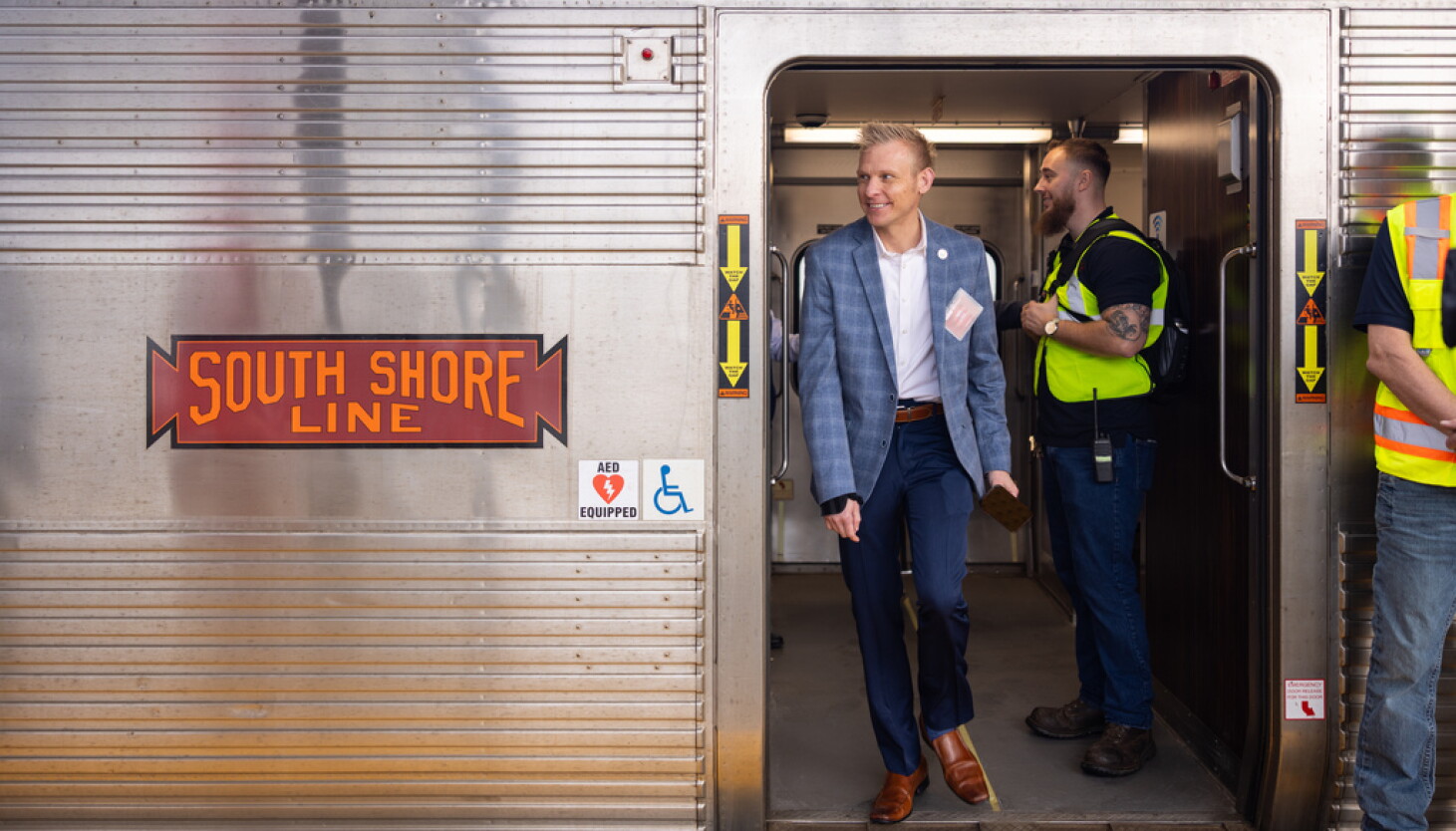 South Shore Line extends service to Munster, Dyer with new stations ...