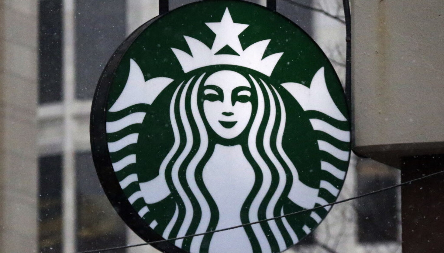2 Chicago Starbucks locations among 21 nationwide seeking union vote - Vimarsana News