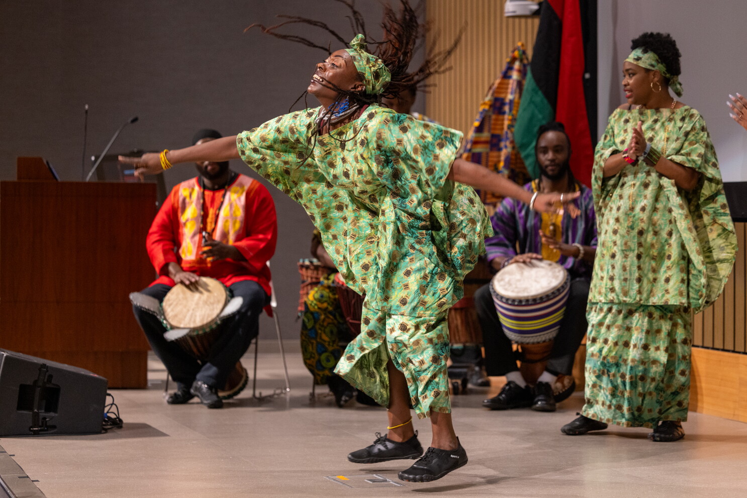 Kwanzaa celebrations kick off week of festivities aimed at building stronger communities - Chicago Sun-Times