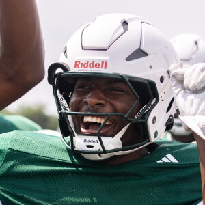 CSUFOOTBALL_260806-019.jpg