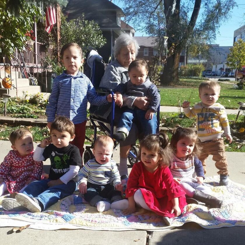Josefina Mendoza de Sanchez with her eight great-grandchildren. | family photo
