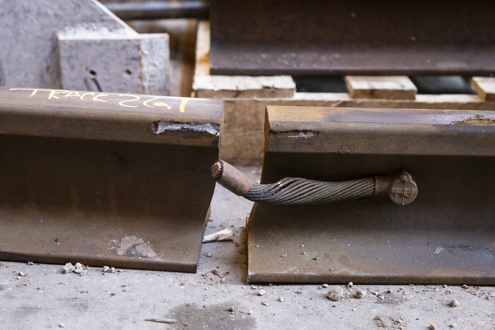 Broken Rails Compactor What happens when it's so cold in Chicago that CTA rails crack ...