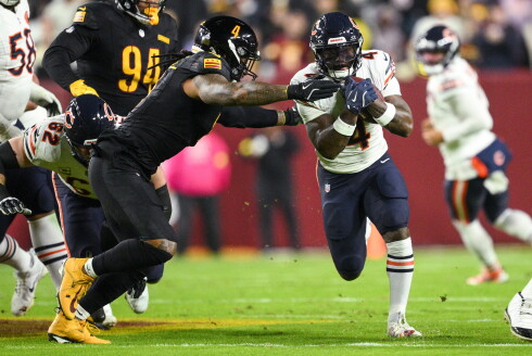 Bears Commanders Football