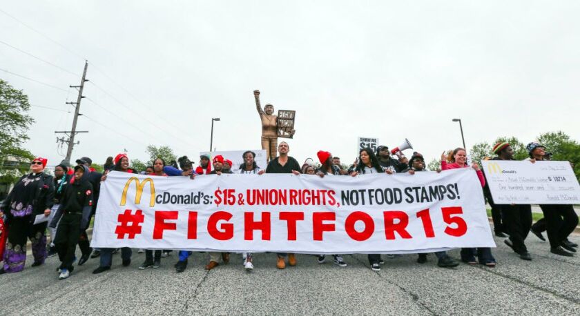 MCDONALDS_SHAREHOLDERS_SALARIES_53862471.jpg