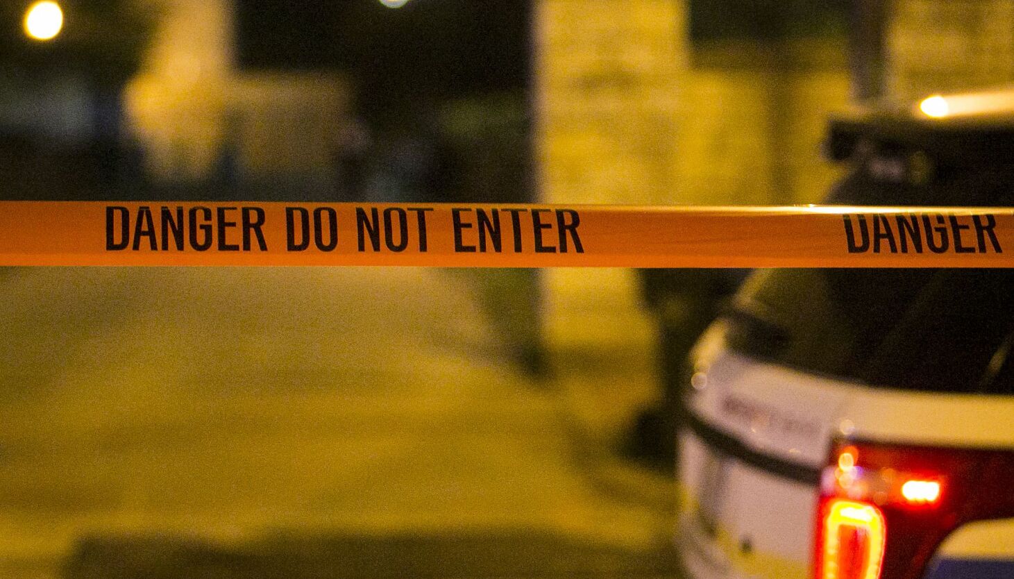 NextImg:Teen shot in Little Village