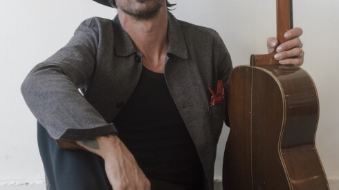 Ryan Bingham - photo by Elias Tahan.jpg