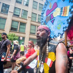 The Families Belong Together march makes its way south on Clark St. | James Foster/For the Sun-Times