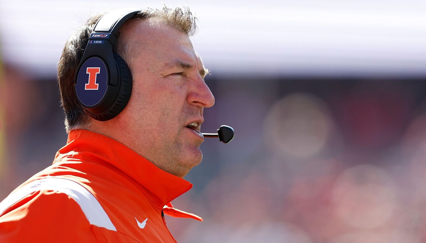 NextImg:Big 10: on Illinois’ QB decision, Georgia’s three-peat hopes, more Northwestern nonsense