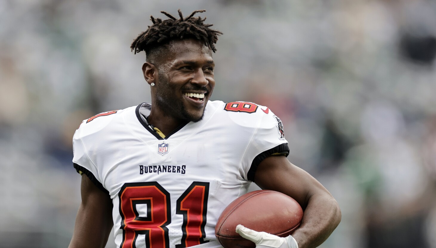 Former NFL WR Antonio Brown facing attempted murder charges