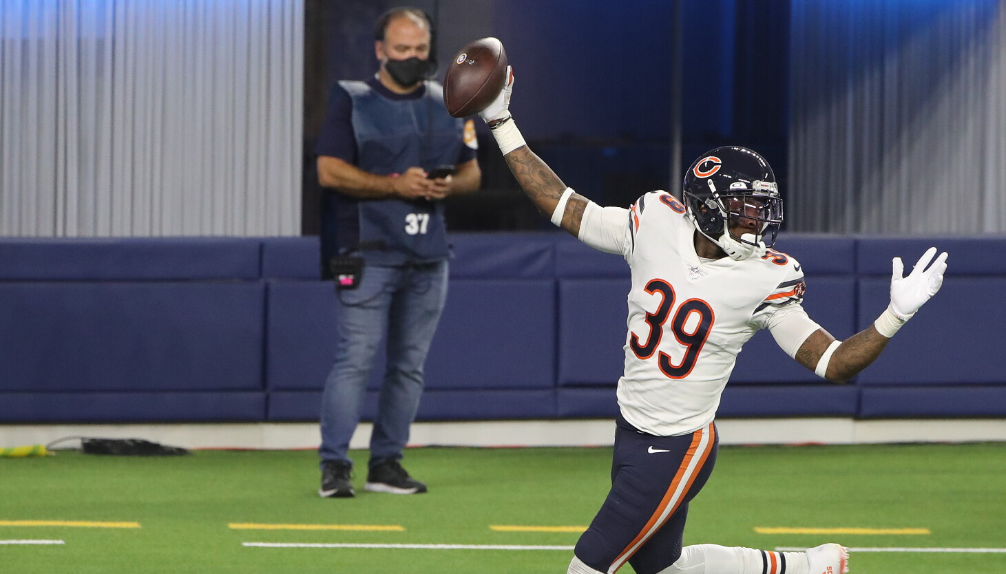 Bears cut Eddie Jackson, Cody Whitehair - Vimarsana News