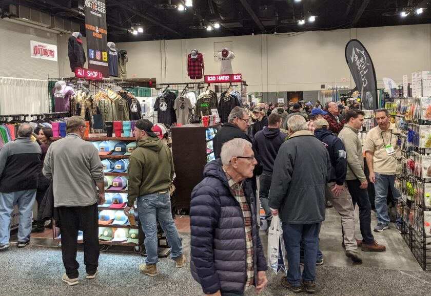 The Schaumburg Show, with a crowded aisle last January, is one of the major outdoor shows in the Chicago area that will not be going in the winter of 2021, but plans to return in 2022 with new ownership. Credit: Dale Bowman