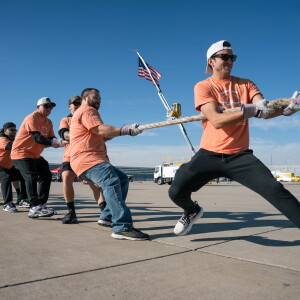 PLANEPULL_260927-2.jpg