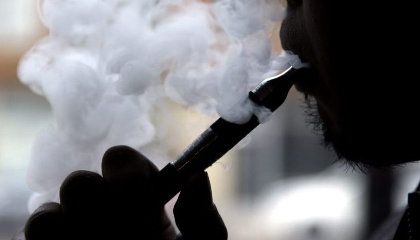 US Probing Chinese Vape Makers, Importers to Curbs Teen Use US Probing Chinese Vape Makers, Importers to Curbs Teen Use