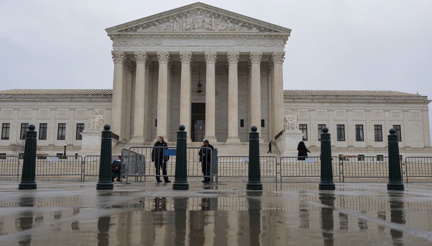 Supreme Court strikes down Trump’s sweeping tariffs, upending central plank of economic agenda