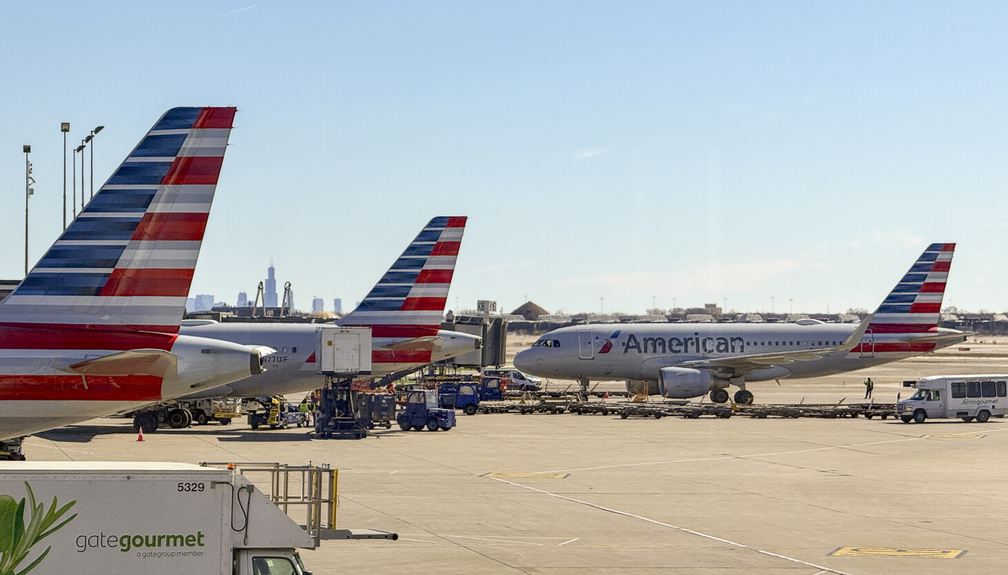 FAA extends flight limits at O'Hare Airport