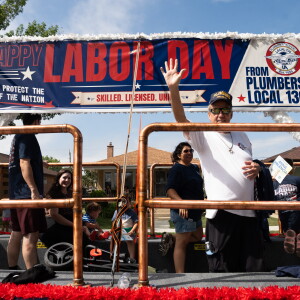 LABORPARADE_260906-7.jpg