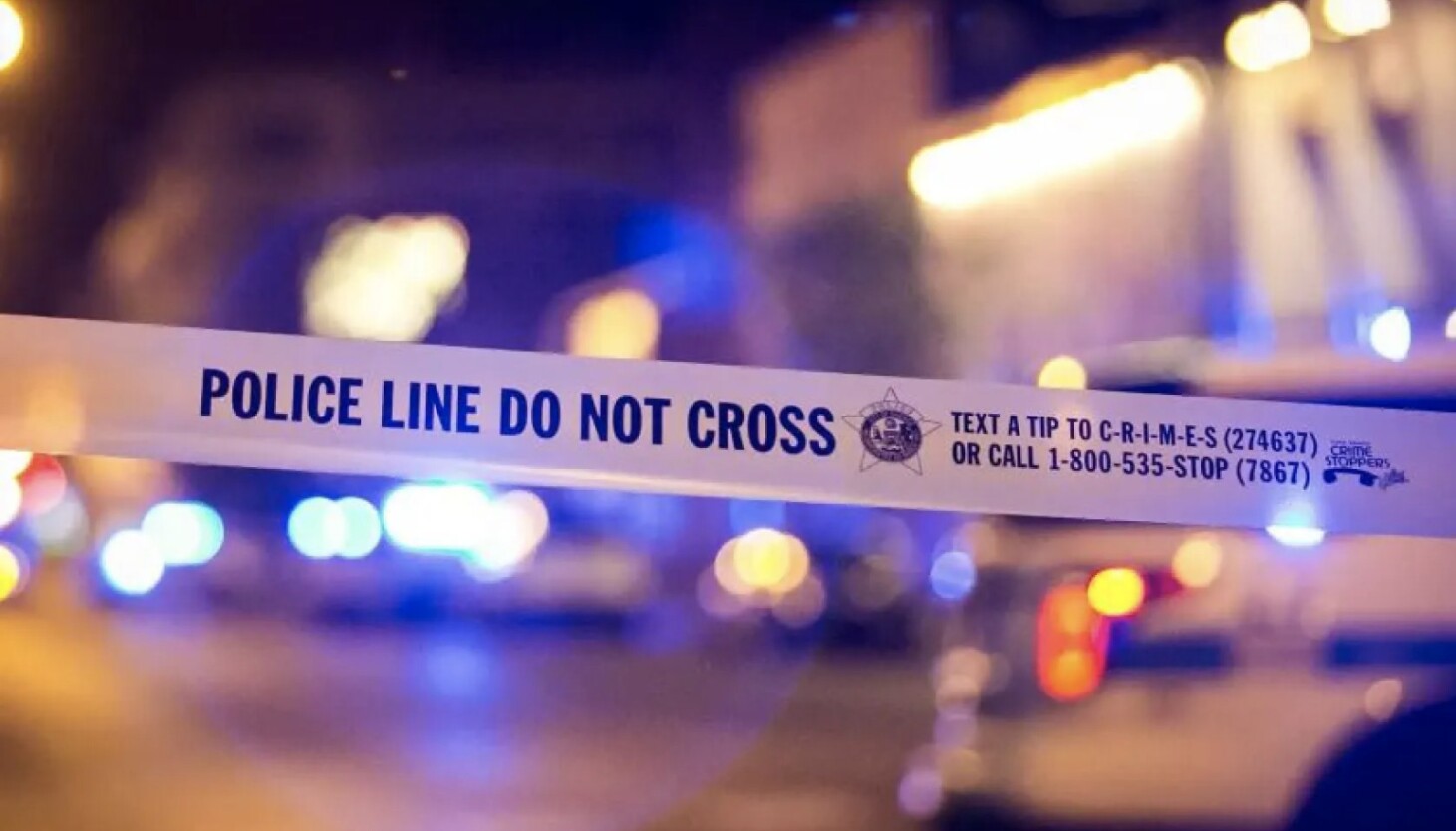 NextImg:Car veers into Lake Michigan near Streeterville: police