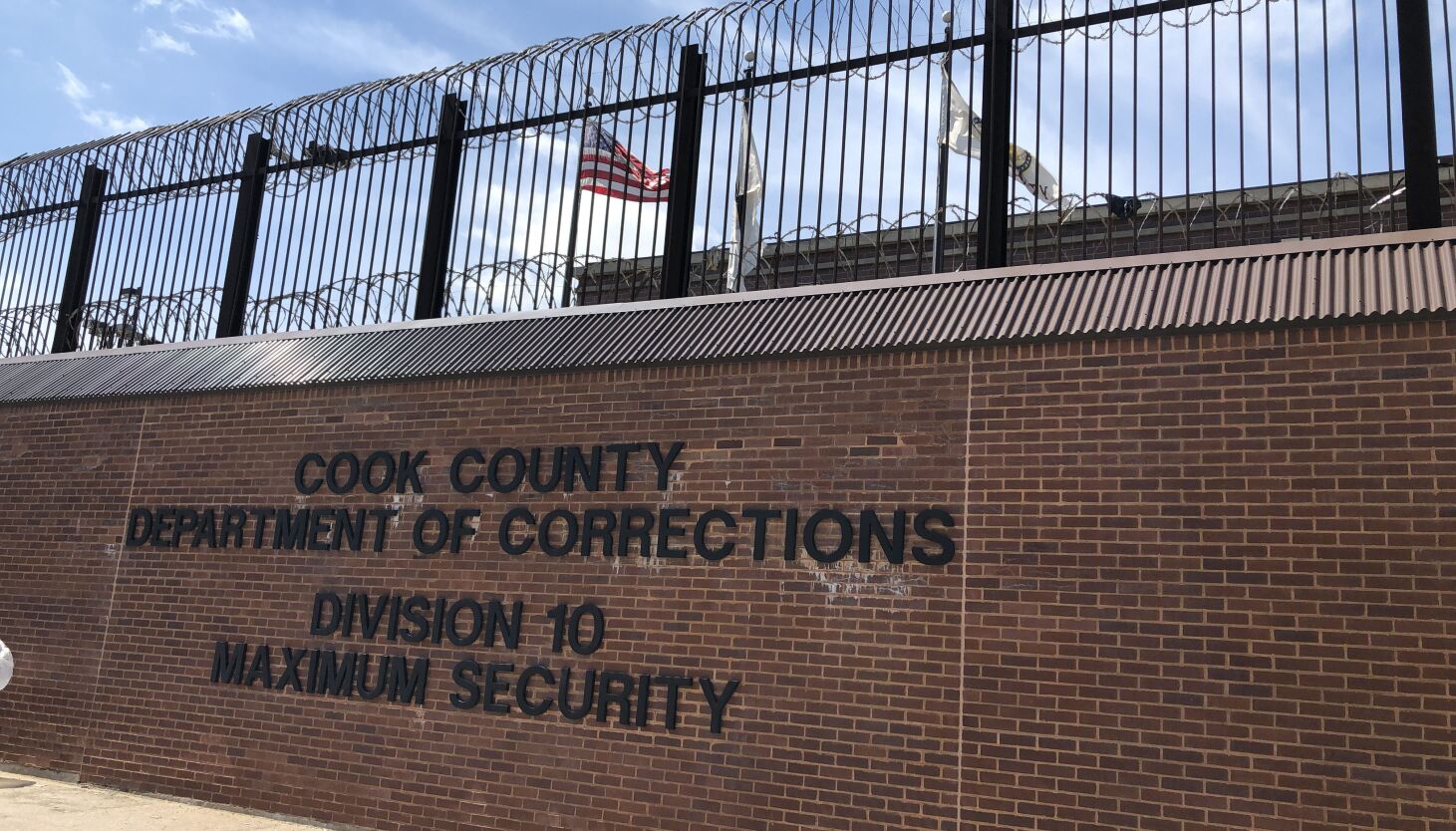 NextImg:Inmate found dead in Cook County Jail cell