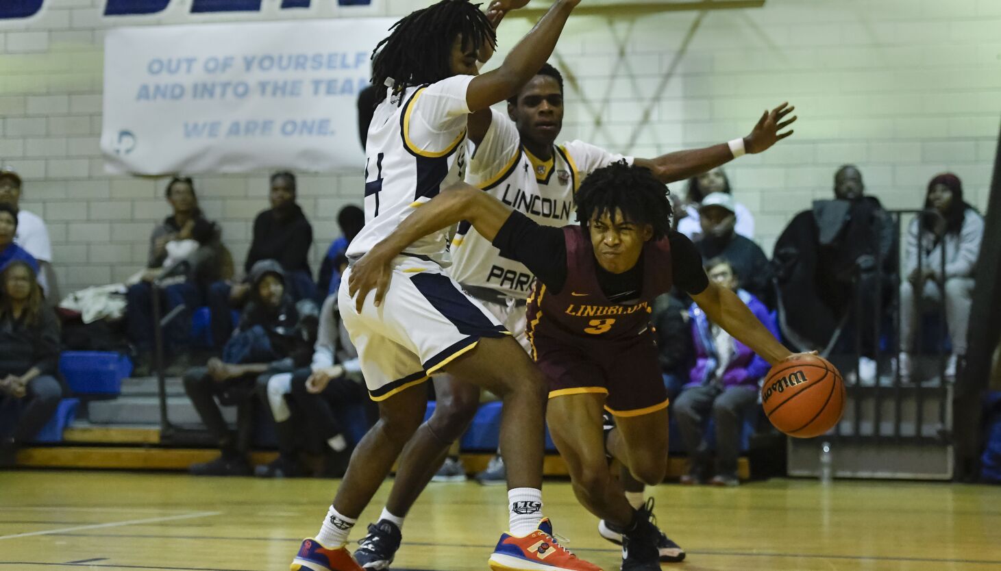 Friday’s high school basketball scores Friday’s high school basketball scores