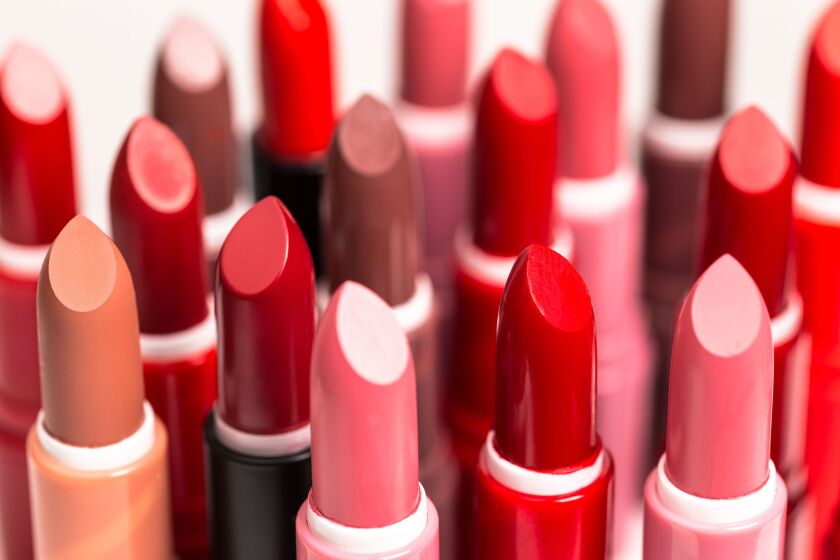 Many consumers are foregoing bold color in favor of mere lip gloss under their face masks, and for obvious reasons. Whether you choose a disposable paper mask or a washable mask or a fancy cloth scarf mask to cover your face from nose down, the messy result is the same: smears on the mask, smears all around the mouth and face.