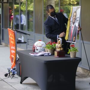 VERNER_100720_12.jpg