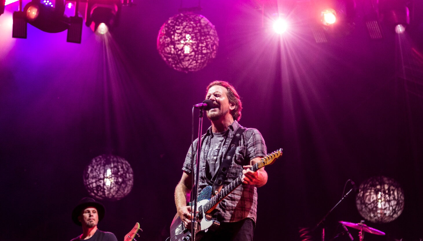 Pearl Jam 2024 tour includes two shows at Wrigley Field - Vimarsana News