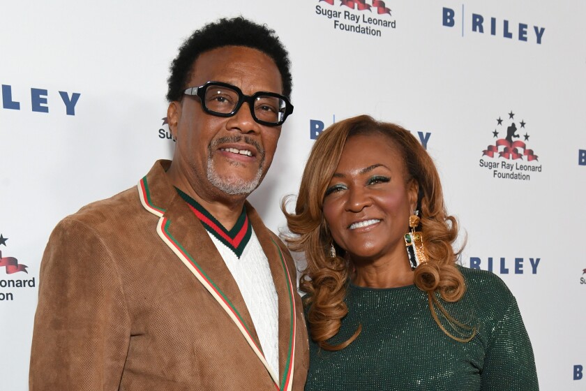 Judge Greg Mathis nears divorce after wife Linda files papers - Chicago ...
