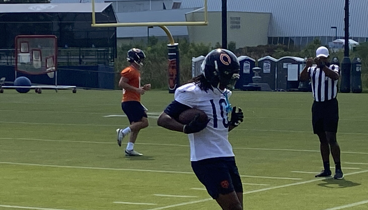 Bears training-camp report No. 19: Luther Burden, Darnell Wright return