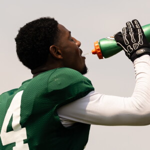 CSUFOOTBALL_260806-007.jpg