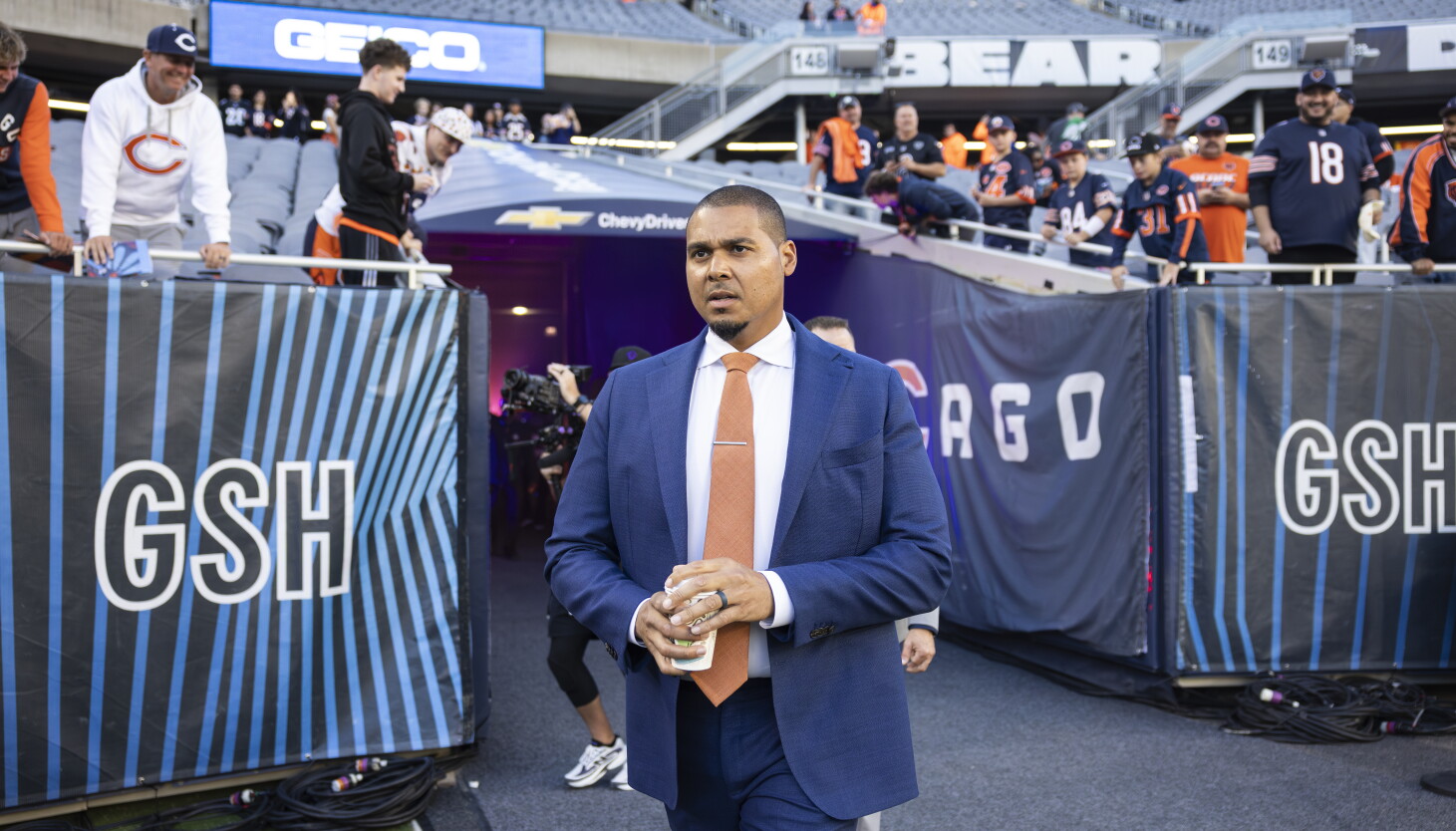 Jeffery Simmons trade: Bears GM Ryan Poles pursues 'legendary stuff' as Super Bowl chase officially begins