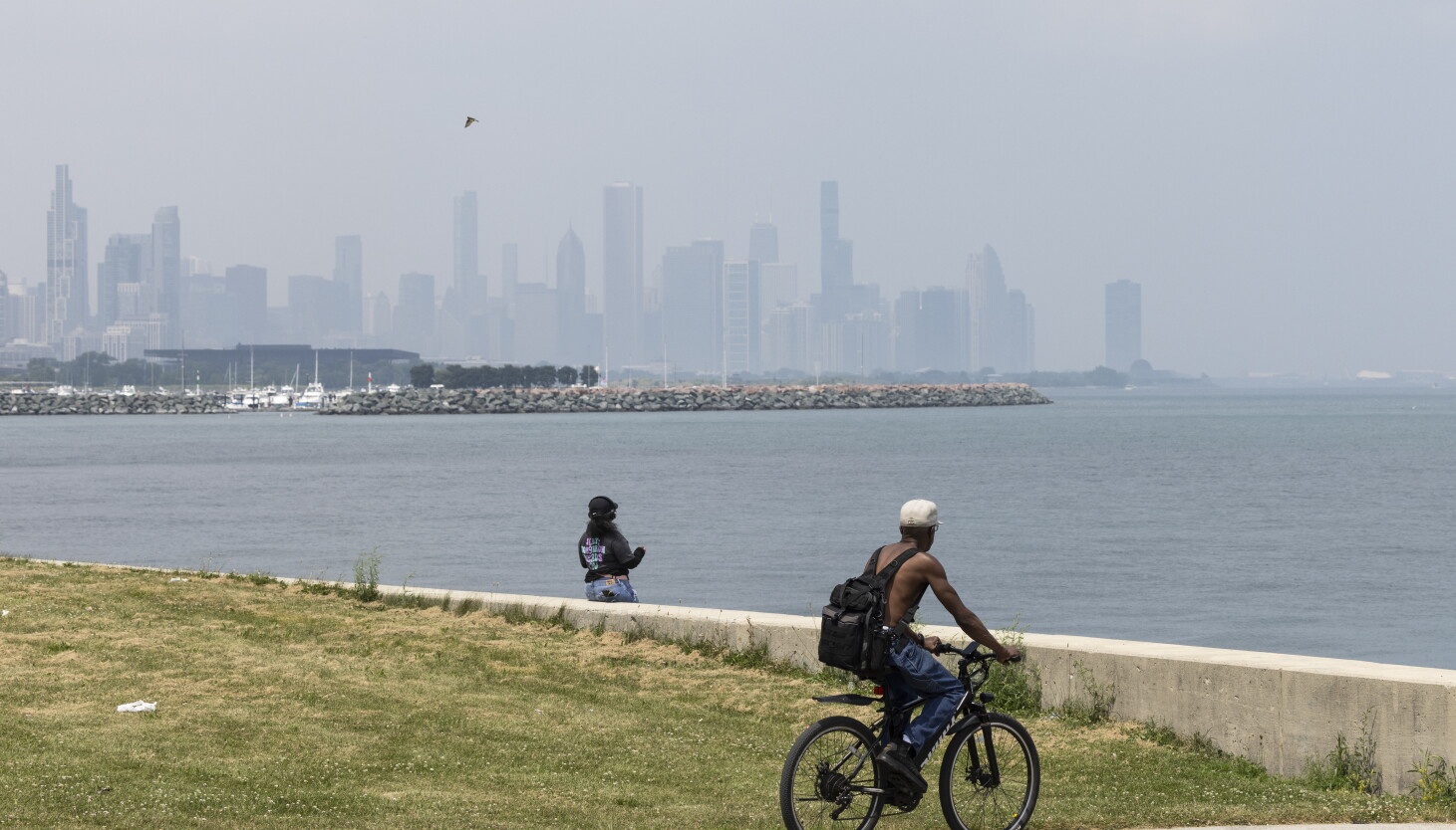 Air quality alert for Chicago extended through Monday as wildfire smoke from Canada lingers