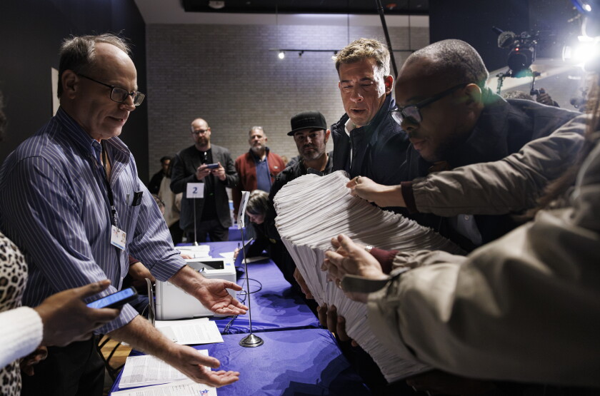 MAYORALFILINGS_261020-46.jpg