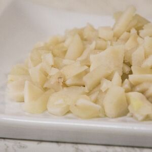 Water chestnuts add some crunch to Linda Yu’s recipe for Chinese rice stuffing. | Ashlee Rezin/Sun-Times