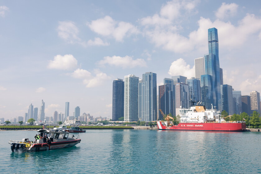 Water Rescues Chicago First responders stage water rescue drill to promote safety along Lake ...