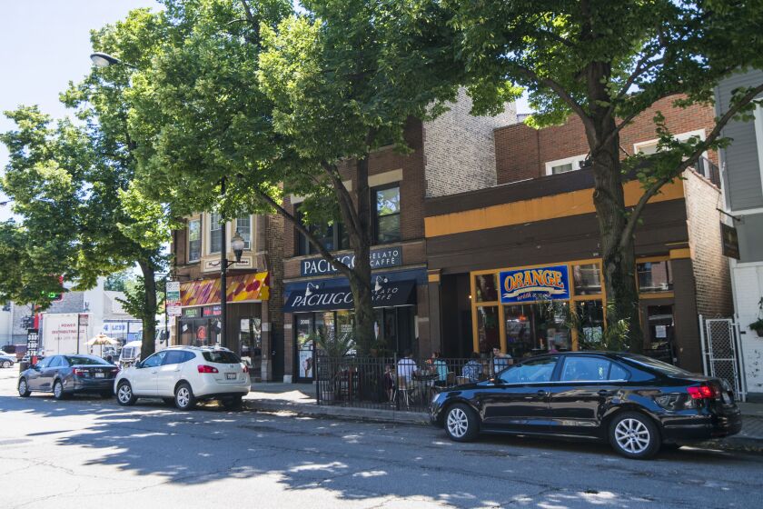 Row of businesses line West Roscoe Street, one of the main drags in Roscoe Village. | Tyler LaRiviere/Sun-Times