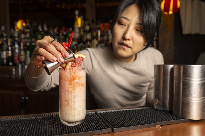 NACOCKTAILS-120325-14.jpg