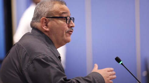 Aspira of Illinois President Edgar Lopez addressing school board members