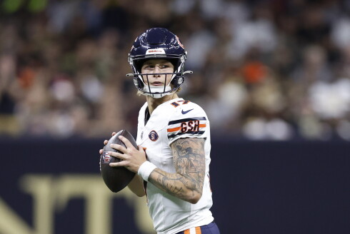 Bears QB Tyson Bagent throwing against the Saints.