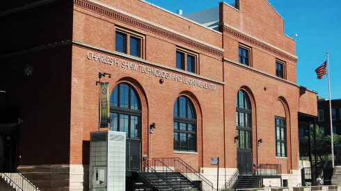 Exterior of Charles H. Shaw Technology and Learning Center at 931 S. Homan Ave.