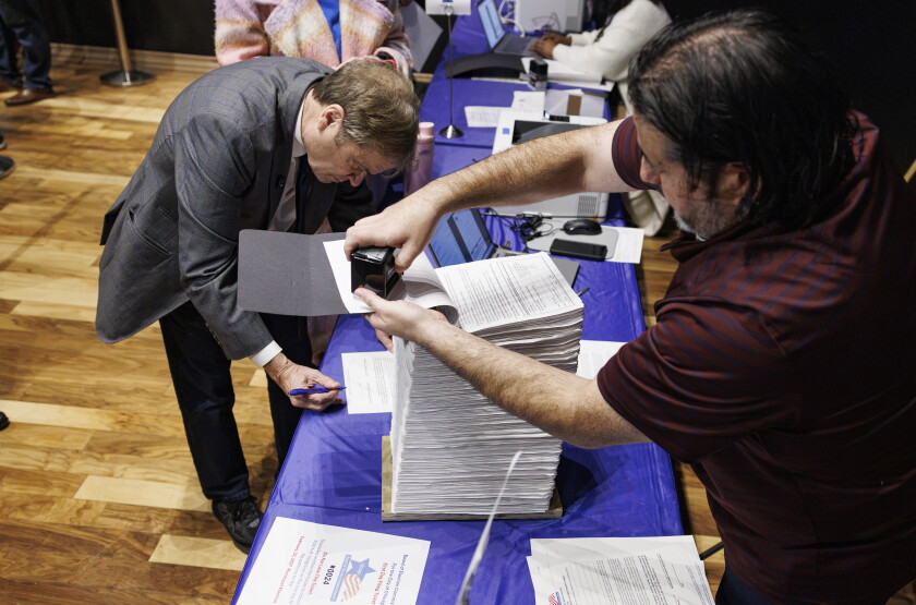 MAYORALFILINGS_261020-26.jpg