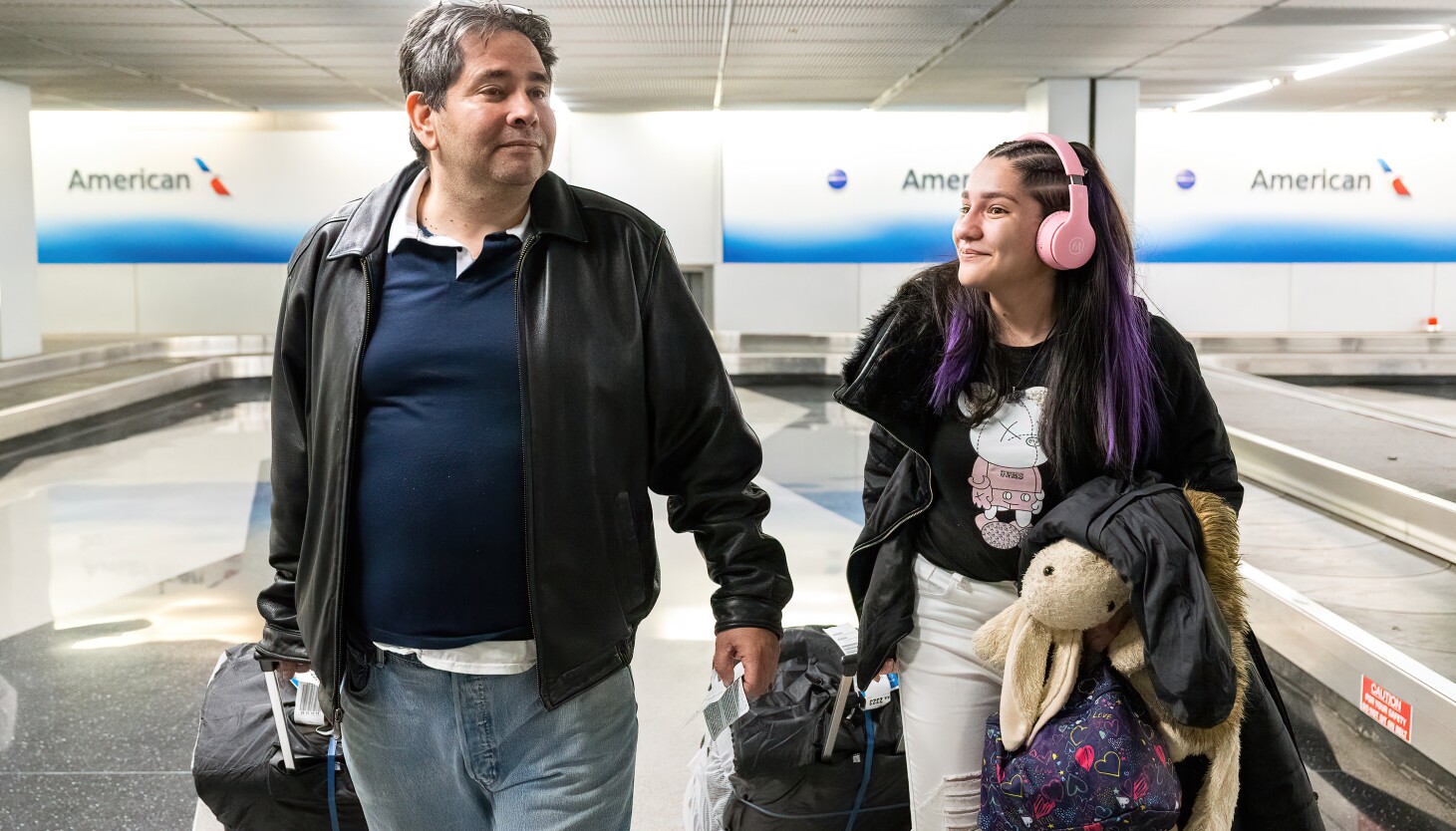 Chicago's Venezuelans applaud ouster of Maduro but question Trump's motives