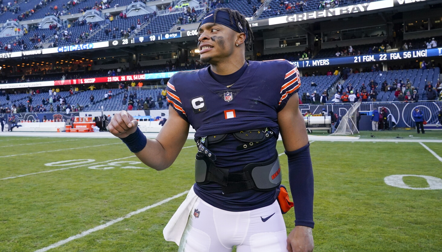 The next month will shape Justin Fields' trade market - Vimarsana News